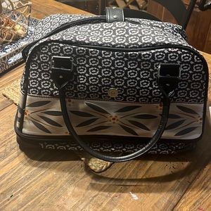 Temptation ware bake and take old world design carry case